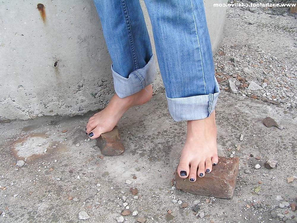 14P Street Feet
