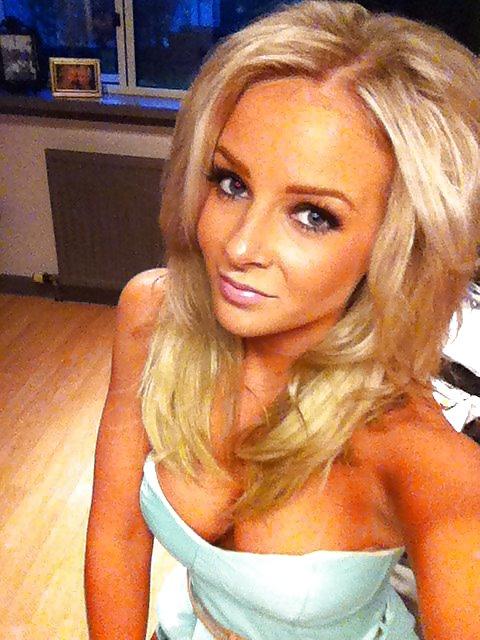 25P Hot babes 24