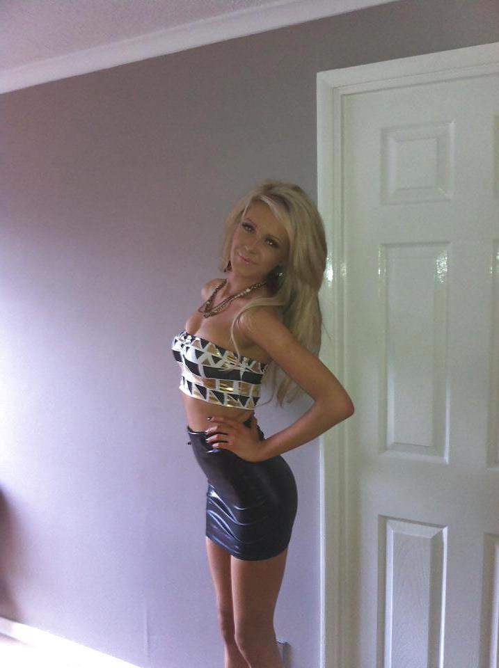 25P Hot babes 24