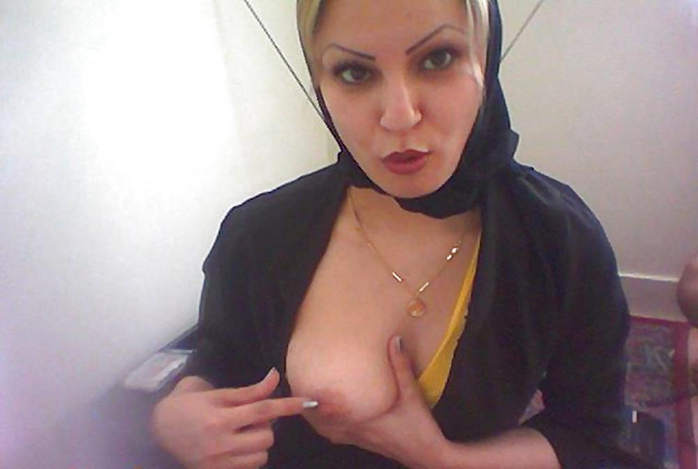 9P Arab booty