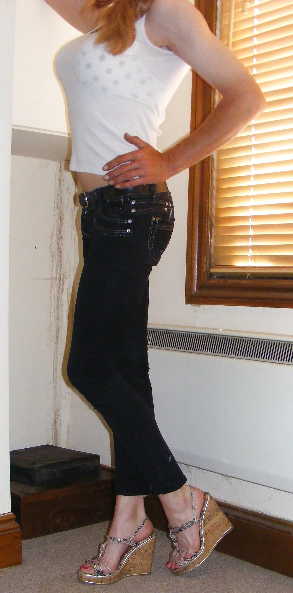 24P Skinny crossdresser strips