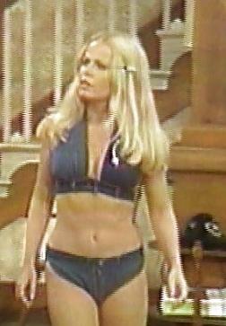 25P Sally Struthers