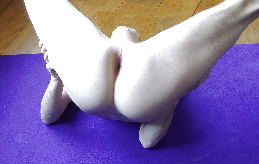 18P Anal gape and fist with a close up by Analisters