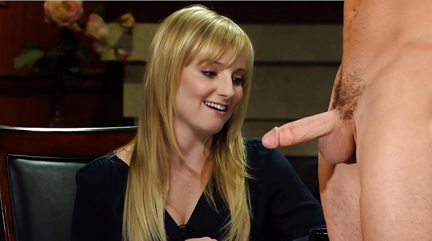 10P Melissa Rauch 2