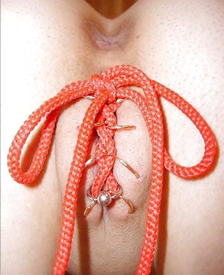 7P Pierced pussy