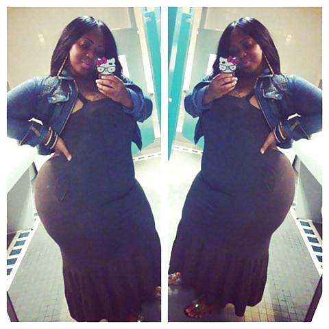 25P Worship her thick big booty!!! 2