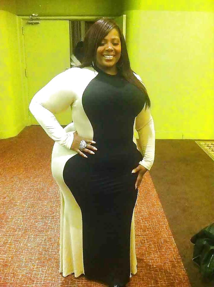 25P Worship her thick big booty!!! 2
