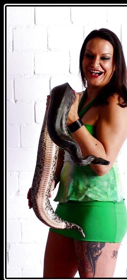 25P German Hot Milf
