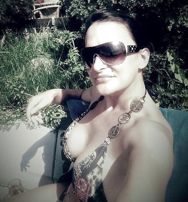 25P German Hot Milf