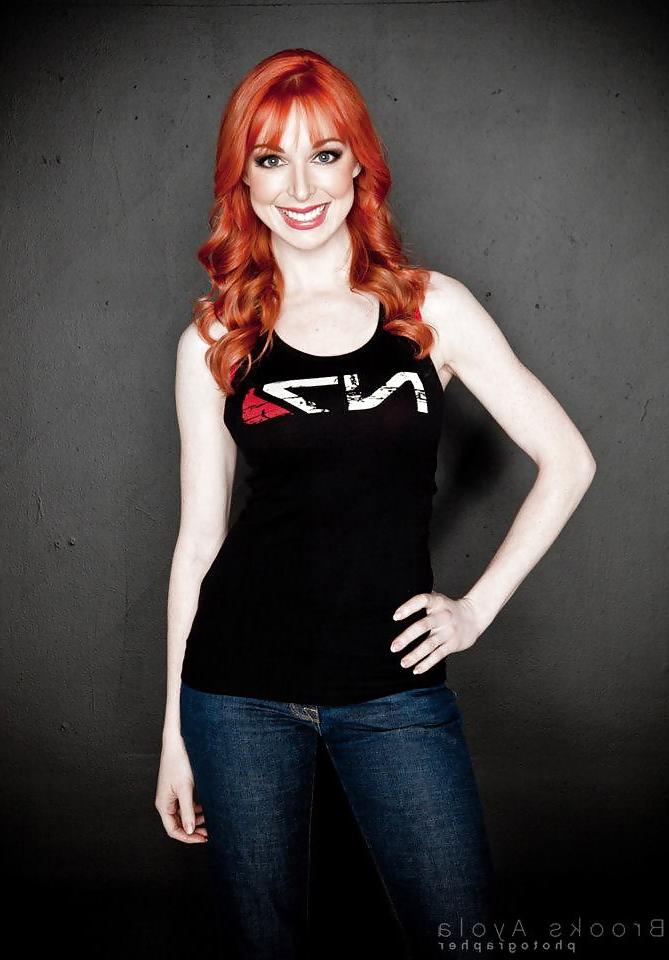 25P Lisa Foiles (non-porn)