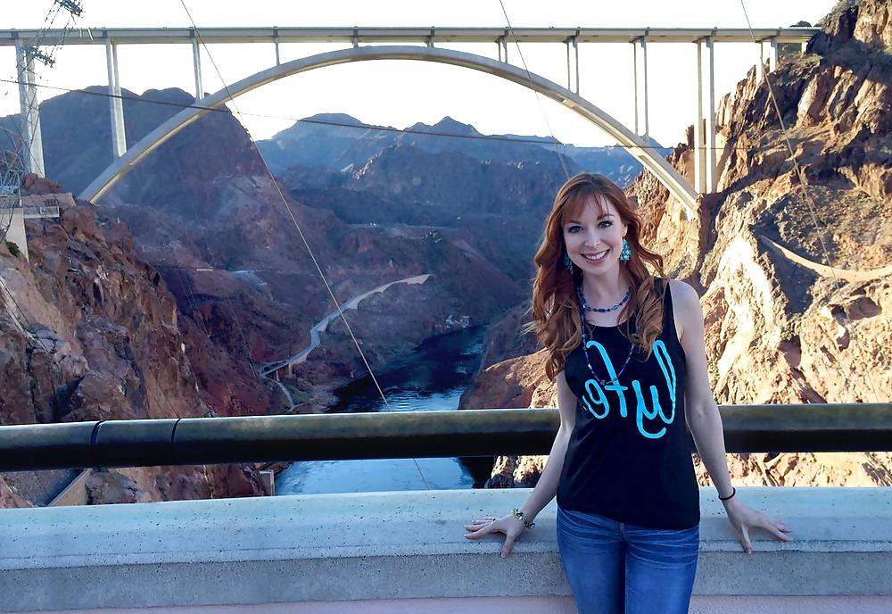 25P Lisa Foiles (non-porn)