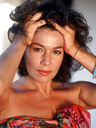 24P Hannelore Elsner - Ripe and hot German Actress
