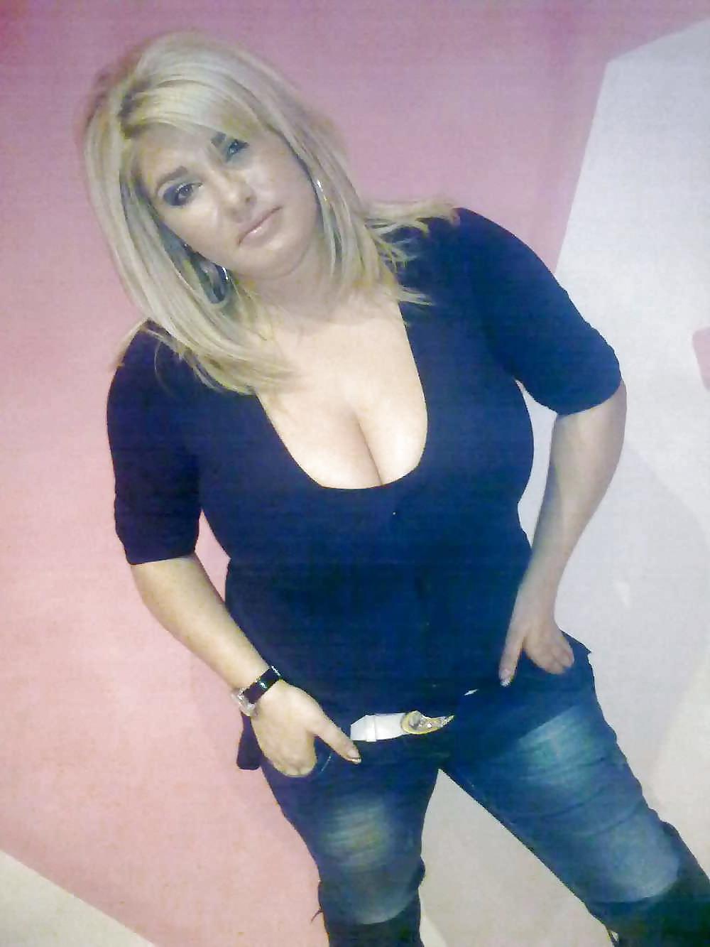 25P Big Boobs