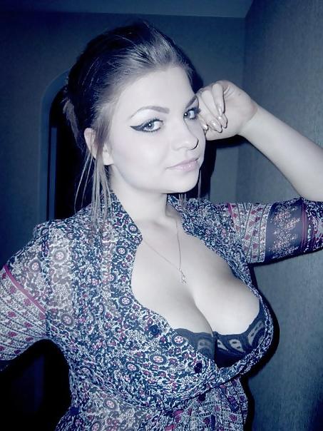 25P Big Boobs