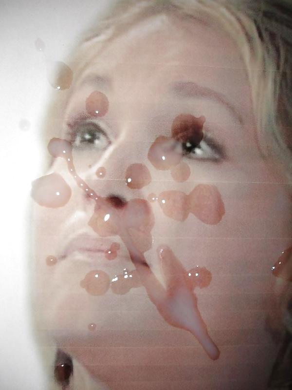10P Eliza Taylor Cotter