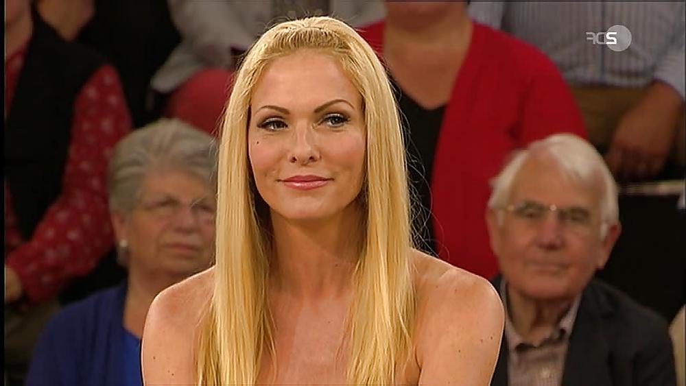 25P German Celeb Sonya 