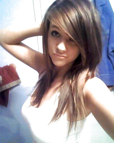 22P Sexy Emo-Girl 2