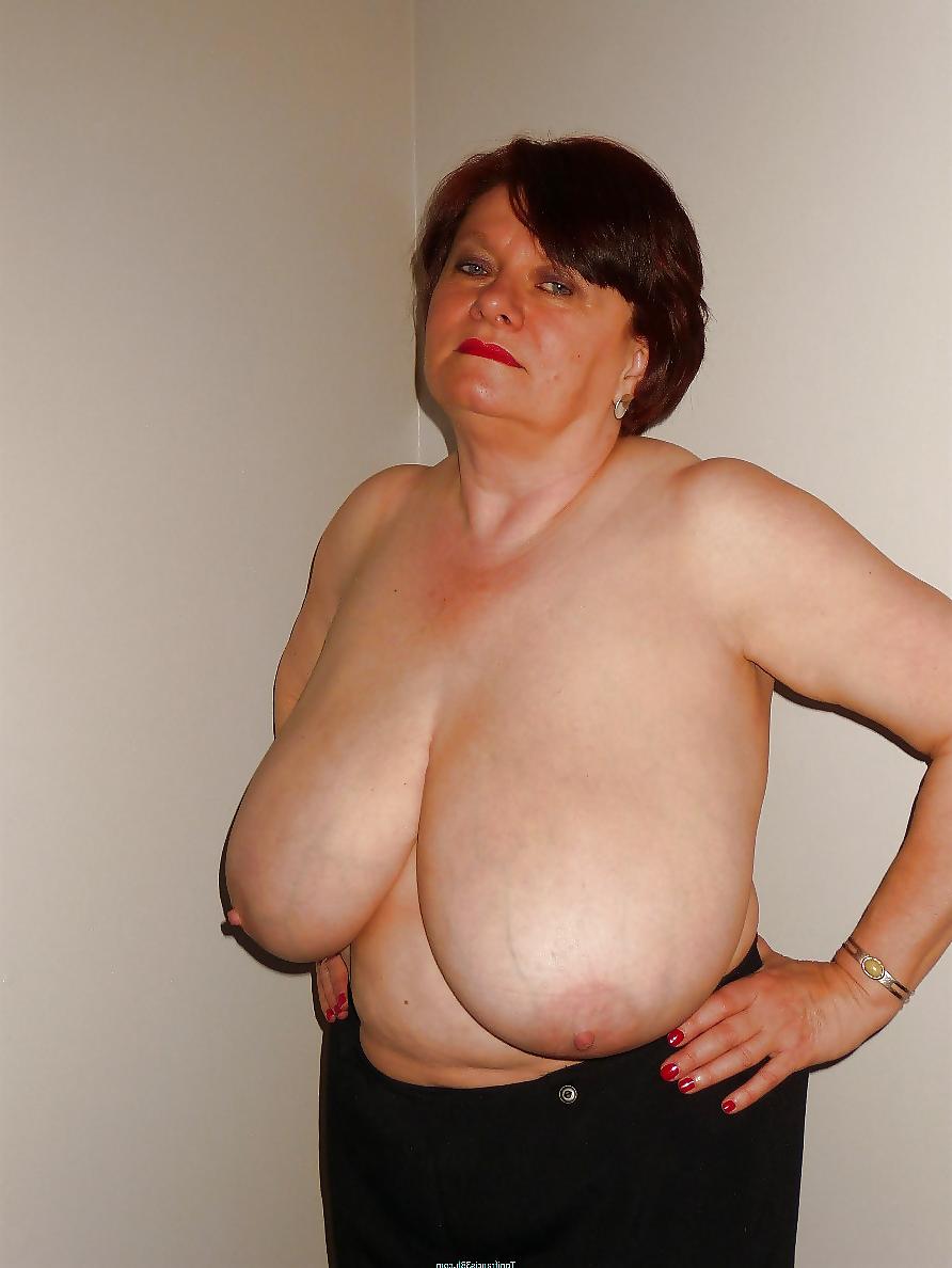 25P Big Boobs 