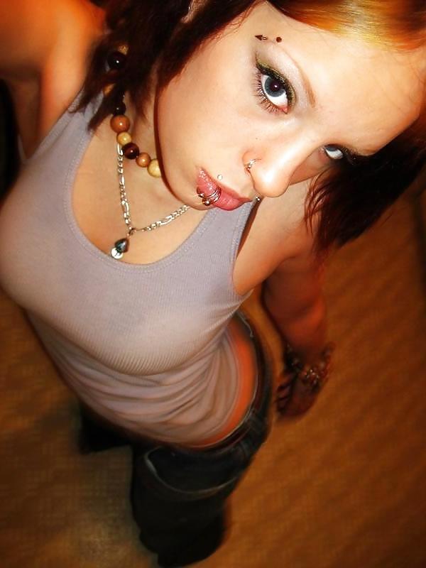 25P Hot Emo girls