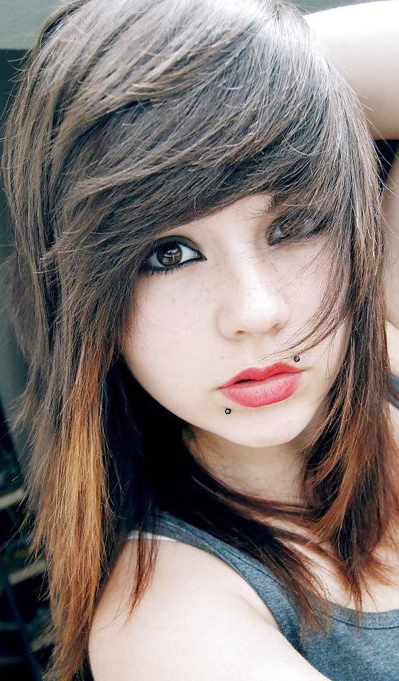 25P Hot Emo girls