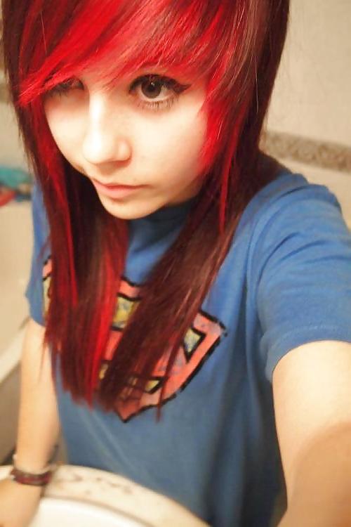 25P Hot Emo girls