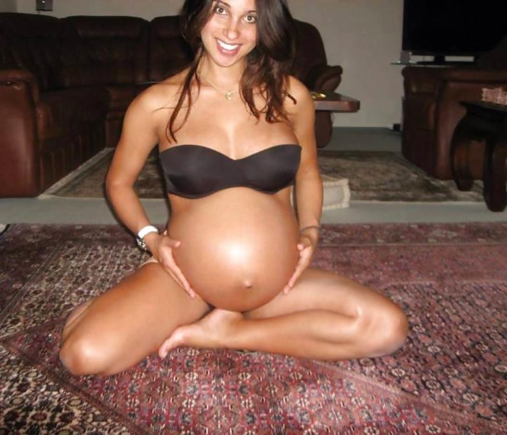 17P Erotic pregnant babes