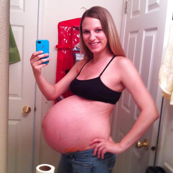 17P Erotic pregnant babes