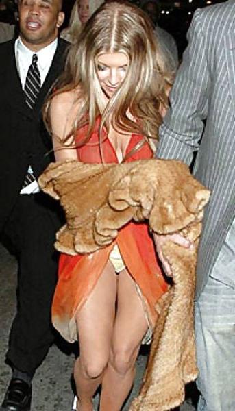 25P Beautiful Celebs 4 by Voyeur TROC