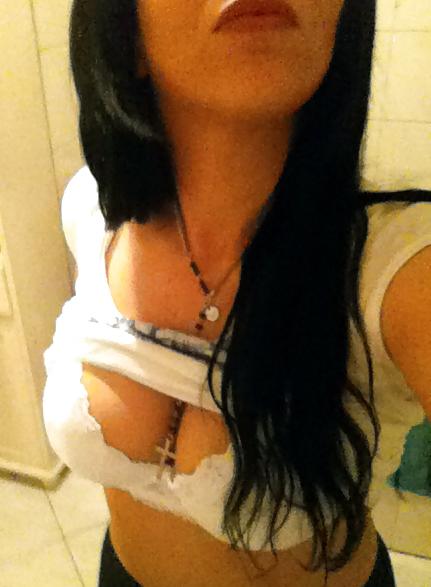 25P Tits nipples masturbation...