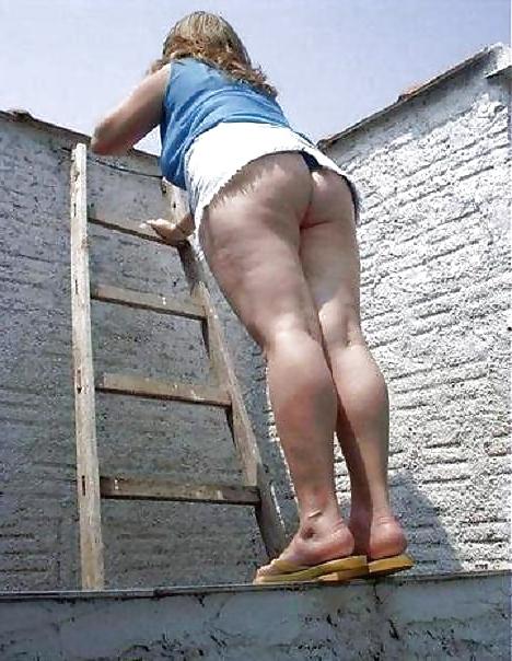 10P Upskirt street candid part 12