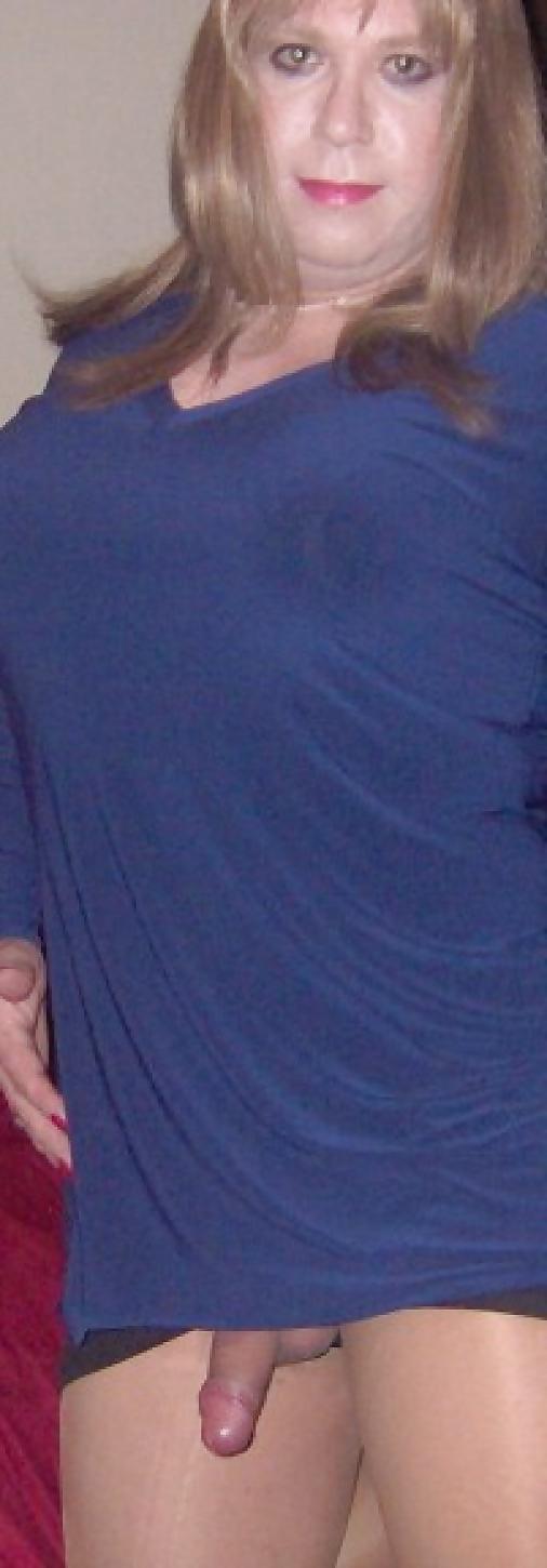 15P Hot Crossdresser
