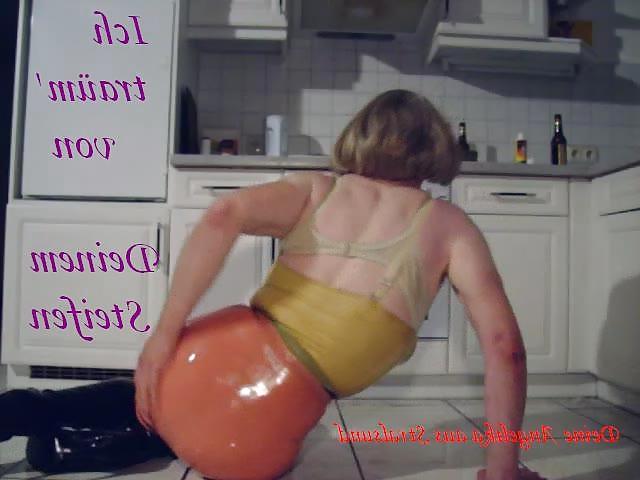 10P Rubber latex anal milf slut ladyboy shemale high heels