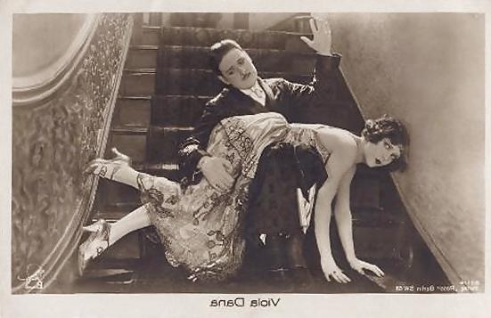 25P Even Famous Girls Need Spanking!