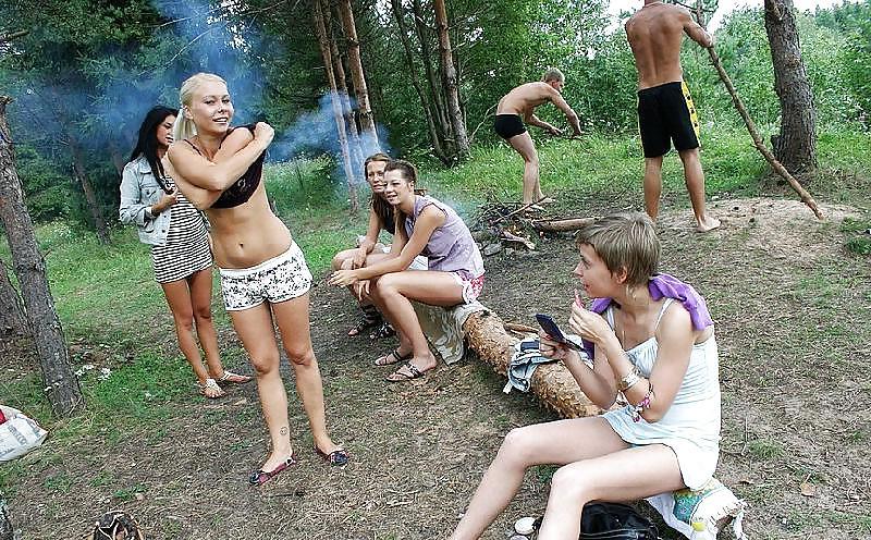 16P Swinger's party outdoor 2