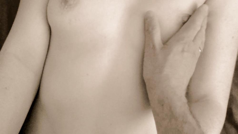 18P Erotic Wife Art 2