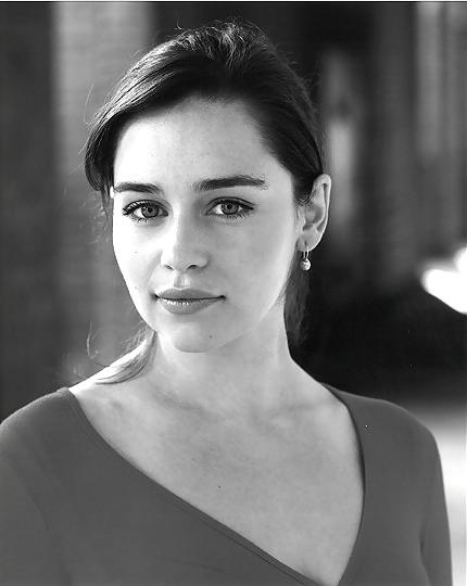 25P Emilia Clarke collection