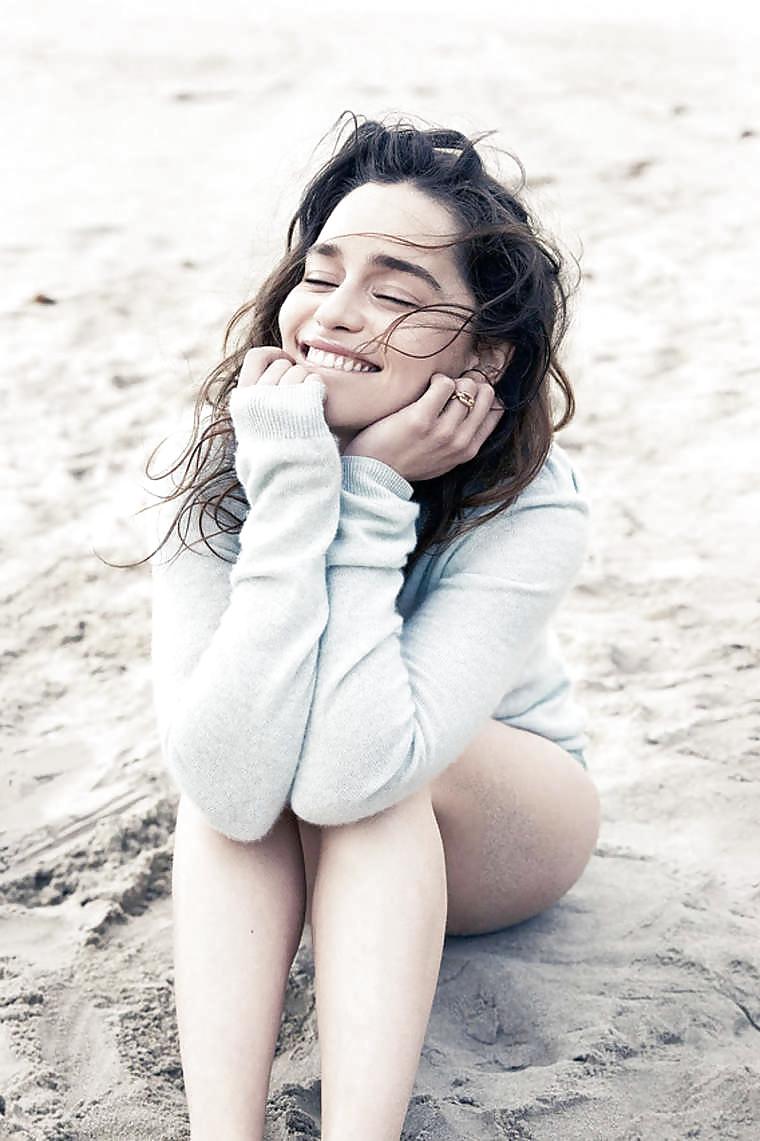 25P Emilia Clarke collection