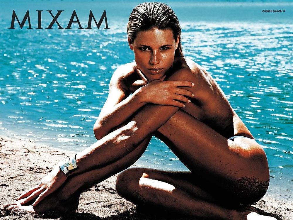 25P Michelle Hunziker