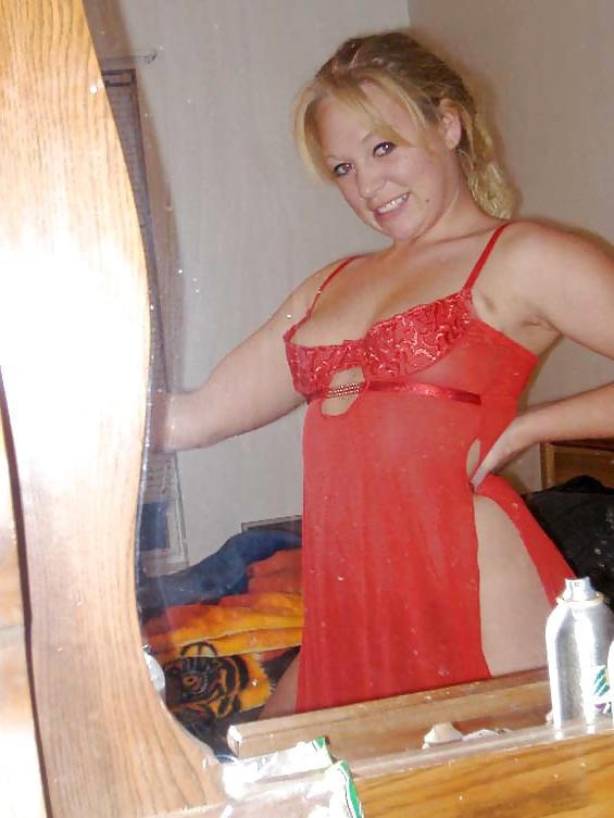 12P Blonde In Red Masturbating