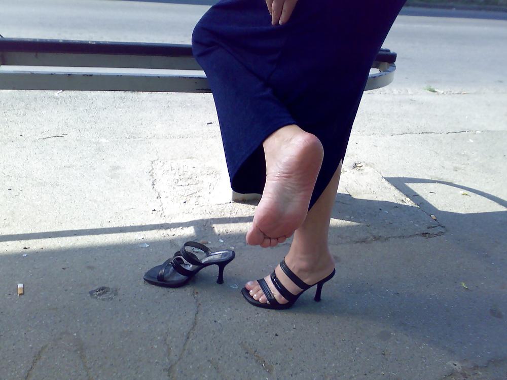 5P Grannies Soles on the Street