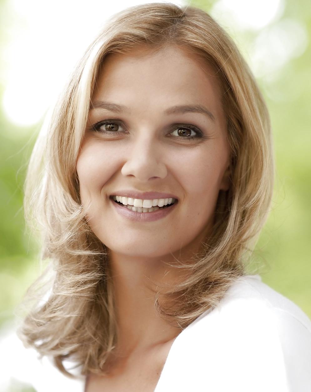 25P Franziska Van Almsick-German Goddess