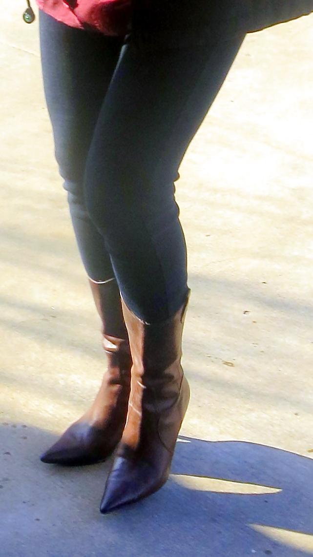 16P Steve madden Boots and my tights