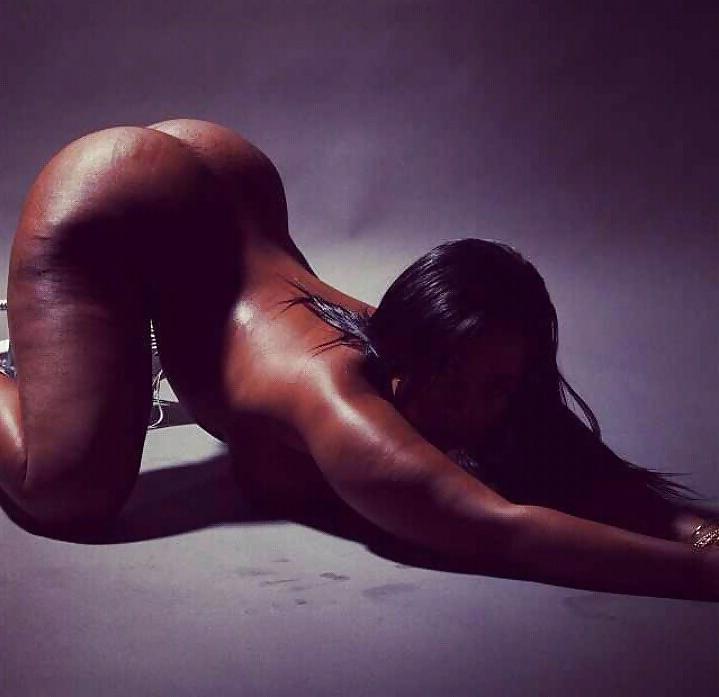 13P BIG BUTT OR BIG BOOBS ? what is your choice ?