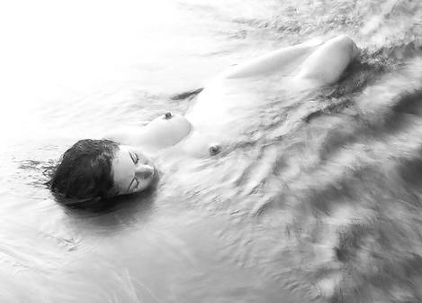 25P Wicked Water Erotic - Session 1