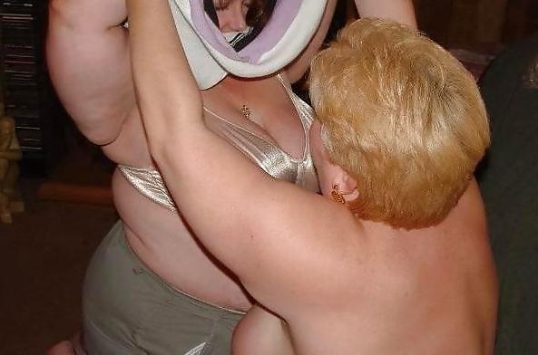 25P Plump mature duo