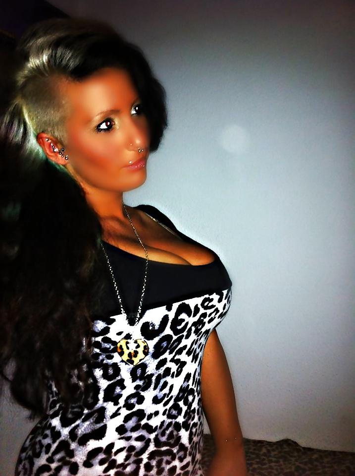 25P Sexy german teens and milfs - please comment
