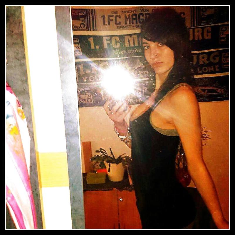 25P Sexy german teens and milfs - please comment