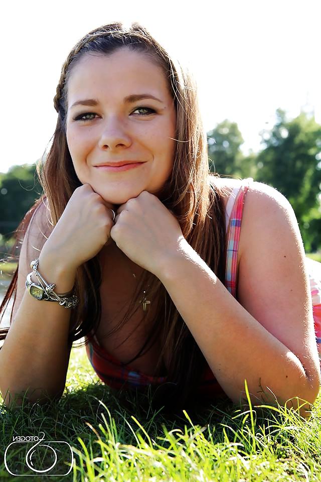 25P Sexy german teens and milfs - please comment