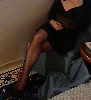 10P Nude pink or nylon black? (Crossdresser) 