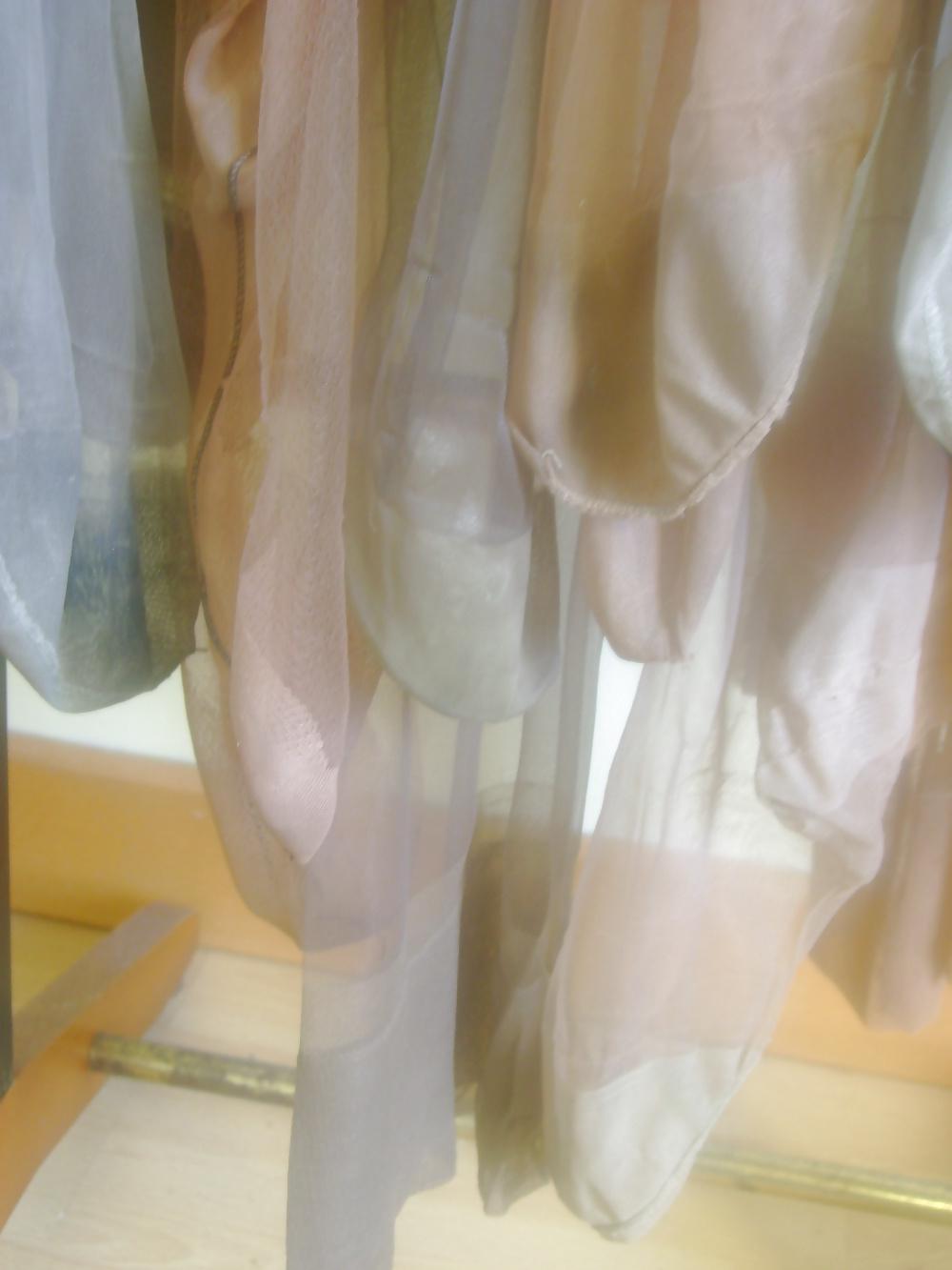 25P The Worn Stockings of Madam and me in SUSPENSION